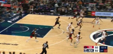 亏啊！普尔运球造成犯规摔到手肘 但猛龙挑战成功改吹普尔失误