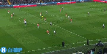 加比亚：赛后队医说迈尼昂一切都好，我们都很高兴