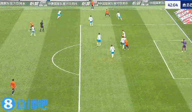 半场-青岛海牛暂2-1青岛西海岸 席尔瓦世界波马特乌斯争议球